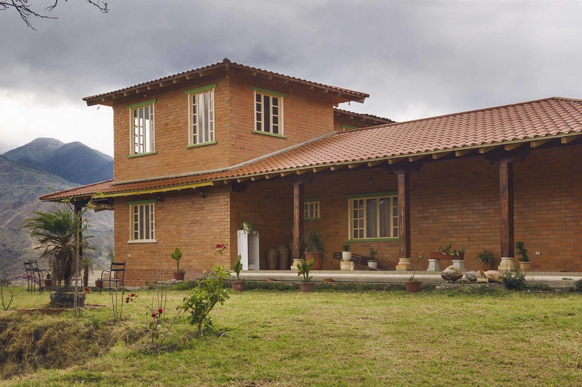 Villa Beatriz Lodge ビルカバンバ エクステリア 写真