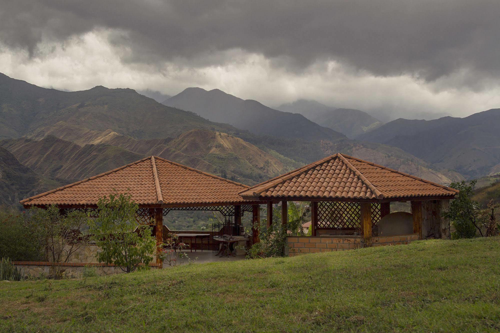 Villa Beatriz Lodge ビルカバンバ エクステリア 写真
